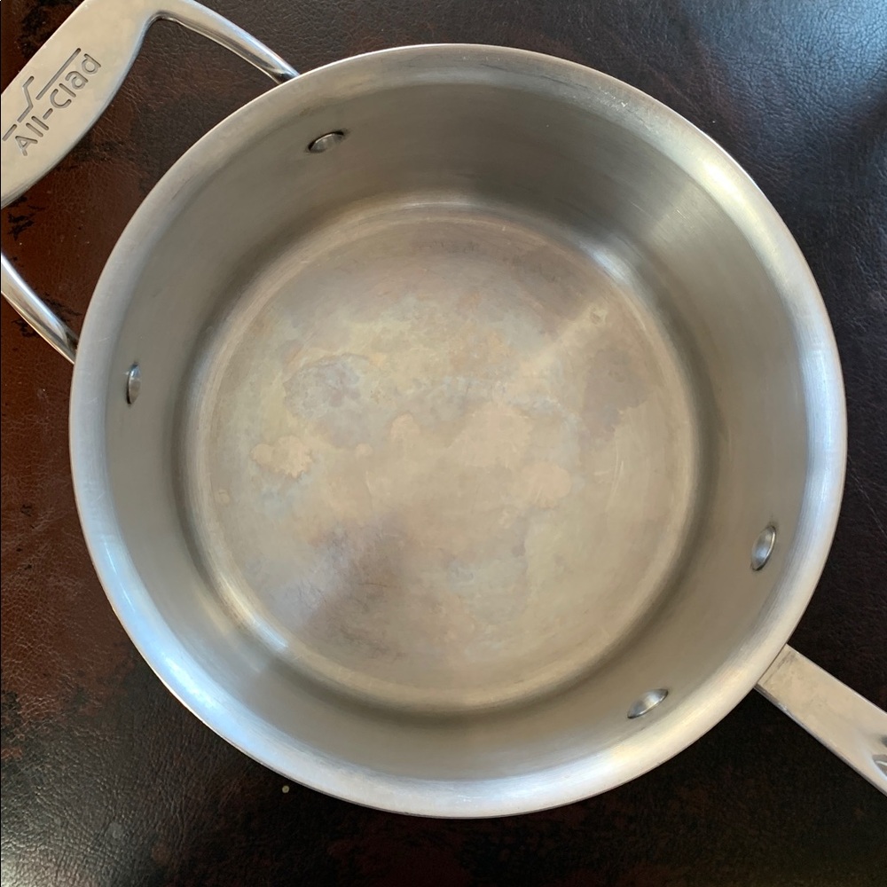 All-Clad 4 quarts Stainless Steel Saucepan with Lid - Picture 6 of 6